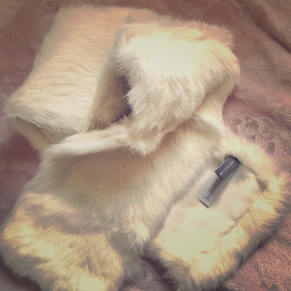 Rabbit Fur Wrap, Off-white